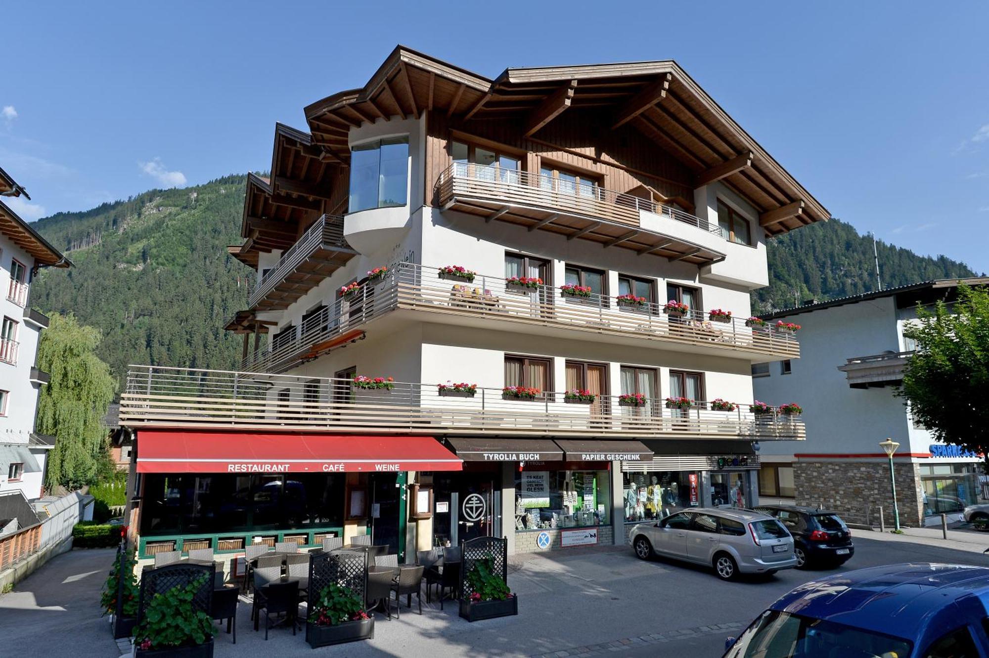 Hotel Garni Jennewein Майерхофен Стая снимка