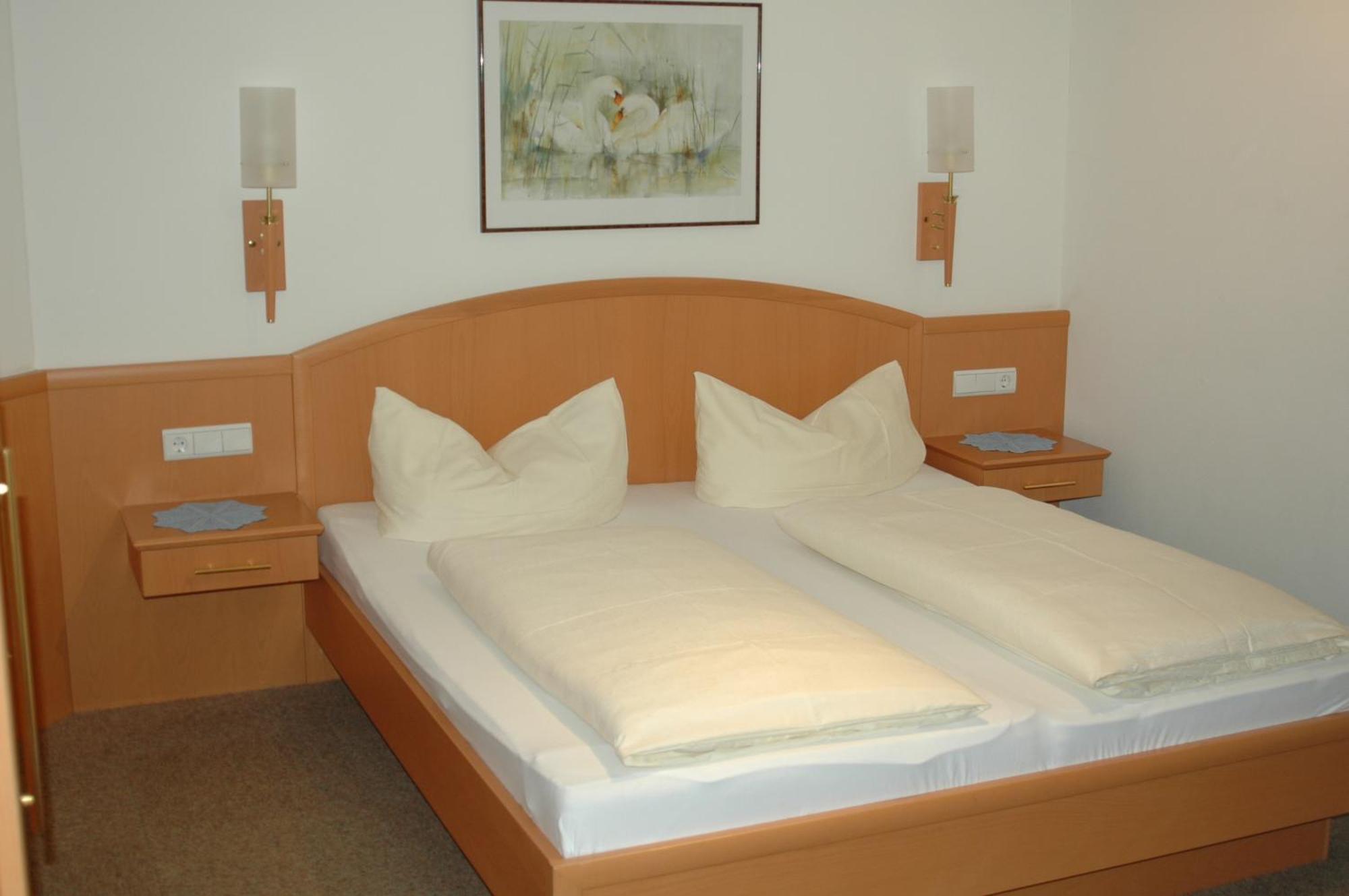 Hotel Garni Jennewein Майерхофен Стая снимка