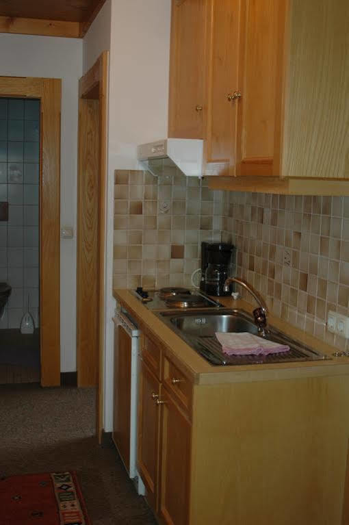 Hotel Garni Jennewein Майерхофен Екстериор снимка